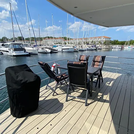 Urlaub Auf Dem Wasser Mit Einmaligen Ausblick - Well Hausboote 10 Holiday home *